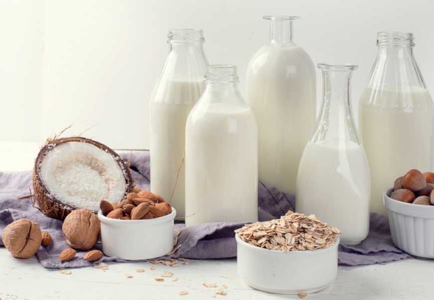 Ви зараз переглядаєте В Україні зростає попит на рослинне молоко
