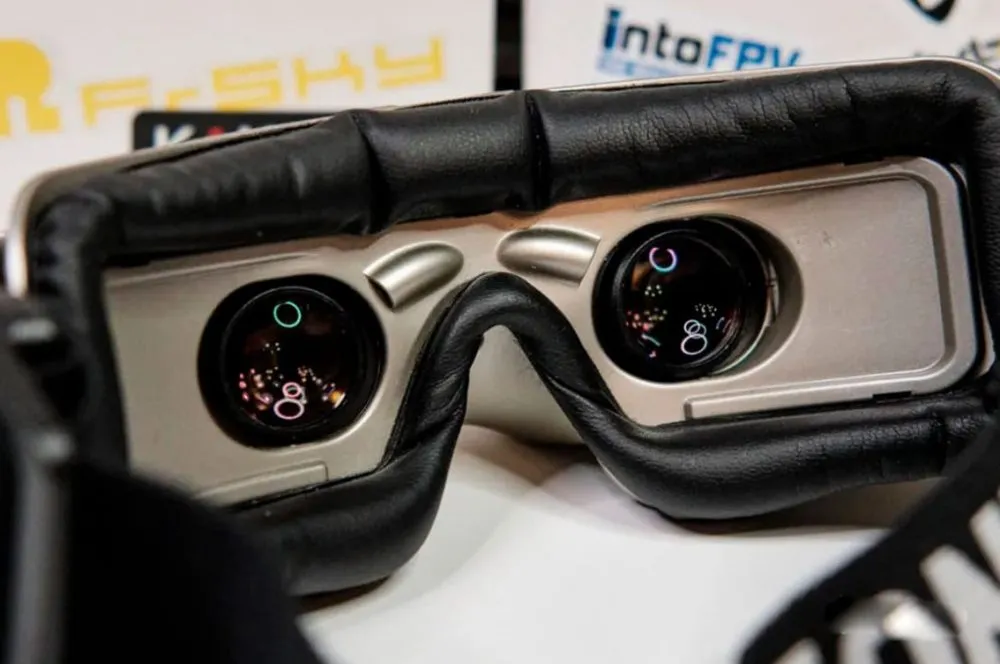 Як FPV окуляри переносять у кабіну дрона і дають ефект повного занурення1
