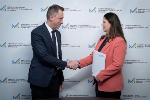 Ви зараз переглядаєте Україна та МОП підписали Угоду про привілеї та імунітети, що посилить підтримку в Україні