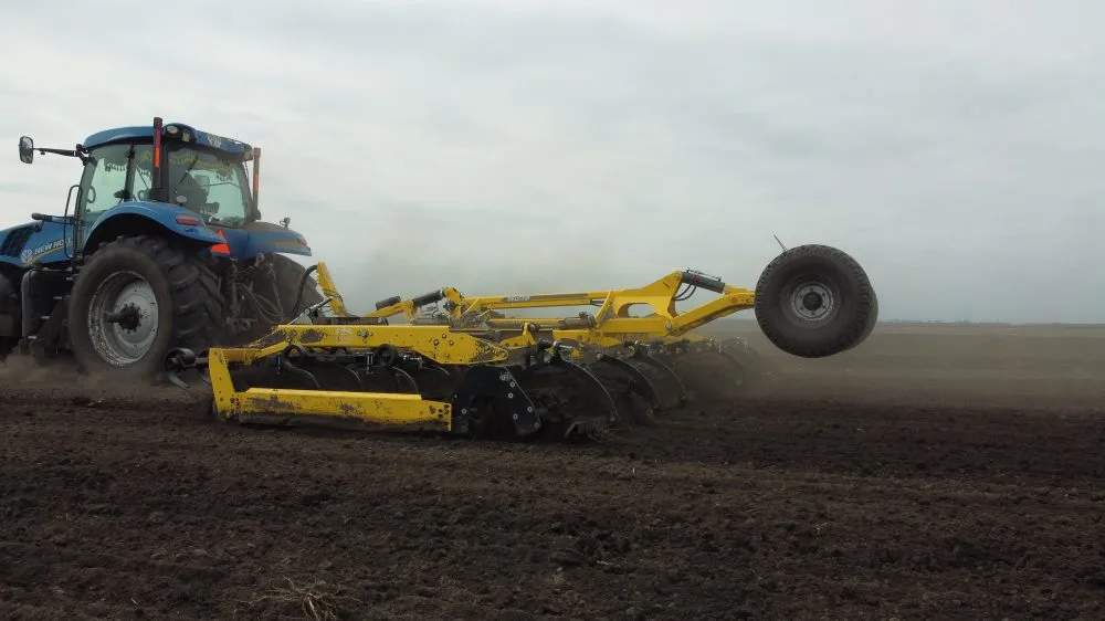 Ви зараз переглядаєте Практика агропослуг вимагає найкращого: BEDNARS WIFTER