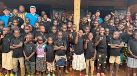 Ви зараз переглядаєте Трактор New Holland TT: як механізація змінила громаду в Уганді