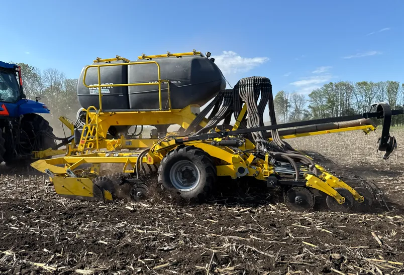 Ви зараз переглядаєте Як фон підготовки ґрунту вплинув на врожайність сої: дослід із соєю на демополігоні
