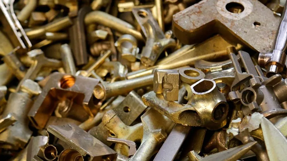 Ви зараз переглядаєте Українці можуть заробити гроші на брухті