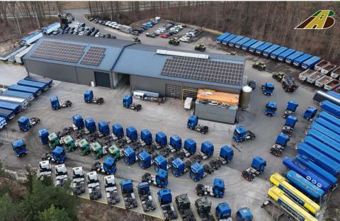 Ви зараз переглядаєте Сімейне підприємство в районі Ульцен придбало 17 вантажівок Mercedes і 12 тракторів Claas: дискусія розгорілась через дзеркала