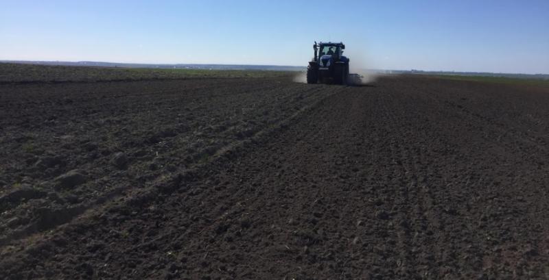 На Сумщині стартувала посівна ярих зернових та соняшника На Сумщині стартувала посівна ярих зернових та соняшника
