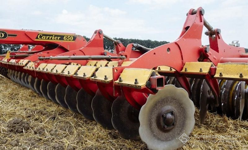 Ви зараз переглядаєте Українські аграрії зможуть оновити техніку з відшкодуванням до 30%