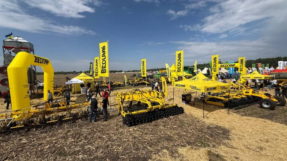 BEDNAR представив 20 одиниць техніки на AGRO Challenge: рішення для кожної технології землеробства1