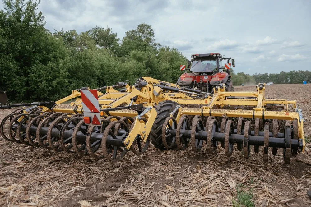 BEDNAR представив 20 одиниць техніки на AGRO Challenge: рішення для кожної технології землеробства2