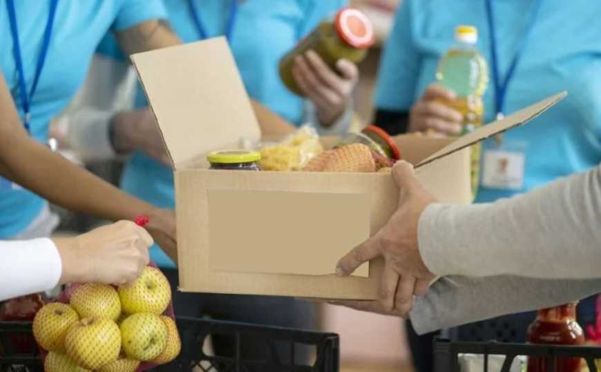 Ви зараз переглядаєте Банк продовольства: великі супермаркети в Україні зобов’яжуть передавати нерозпродані харчі