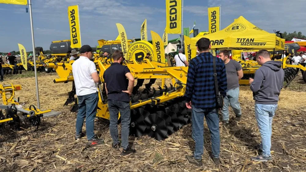 BEDNAR представив 20 одиниць техніки на AGRO Challenge: рішення для кожної технології землеробства13