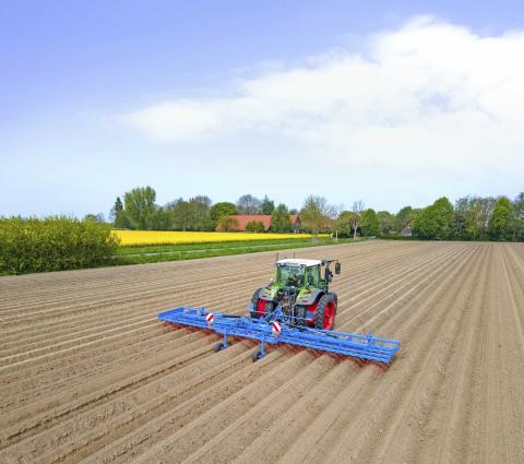 Ви зараз переглядаєте Lemken Thulit: штригель із закритою гідросистемою дає сталий тиск зубців 100 г–5 кг