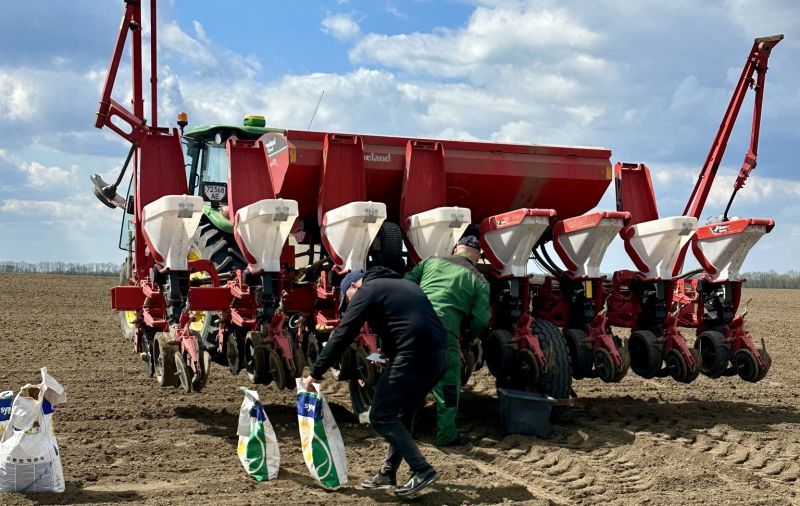 Ви зараз переглядаєте Під кукурудзу та сонящник в Alebor Group відвели площу понад 5 тис. га