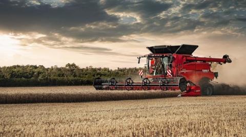 Ви зараз переглядаєте Case IH оновлює комбайни Axial-Flow 160 (модельний рік 2027): подвійні дисплеї Pro 1200, новий приймач Vector Pro і зміни в вивантаженні зерна