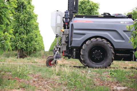 Ви зараз переглядаєте Yamaha Agriculture додала до автономної платформи Prospr модуль для гербіцидного обприскування