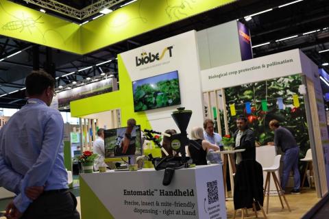 Ви зараз переглядаєте Biobest на GreenTech покаже інтегровану систему контролю попелиць — від моніторингу до внесення ентомофагів