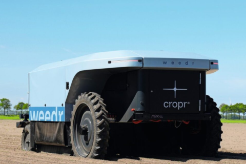 Ви зараз переглядаєте Нідерландська Cropr представила автономного лазерного робота Weedr для знищення бур’янів без гербіцидів