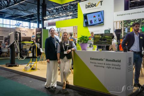 Ви зараз переглядаєте Biobest представила домашньо-компостований саше-пакет для хижих кліщів, який можна не знімати під час ротації культур