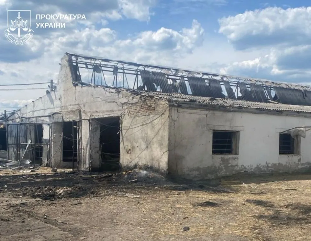Ви зараз переглядаєте На Харківщині внаслідок удару по фермерському господарству загинули двоє працівників