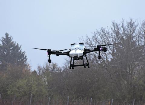Ви зараз переглядаєте ePropelled представила інтегрований силовий модуль для агродронів із двигуном, ESC та керуванням живленням