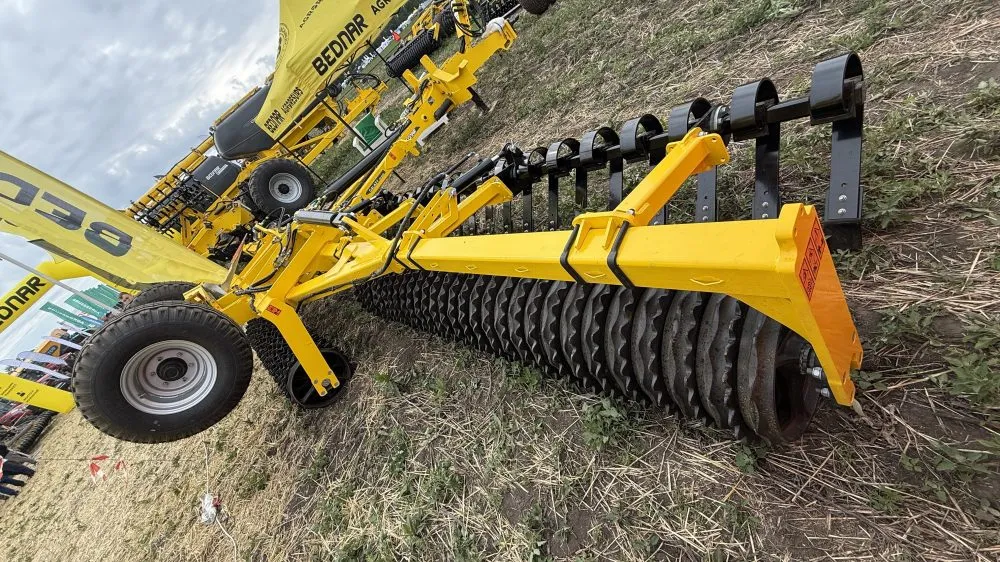 BEDNAR вперше презентував коток GALAXY на Дні поля AGRO Кіровоградщина2