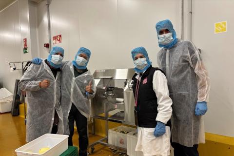 Ви зараз переглядаєте Іспанська Frutas Eloy інвестувала в кілька машин Astra FAP-3000 для очищення ананасів