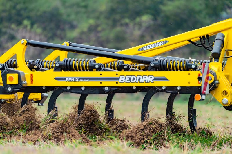 BEDNAR FENIX FN 14