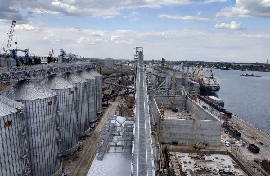 Ви зараз переглядаєте Атаки на порти: світова ціна вгору, українська — вниз