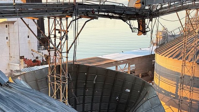 Ви зараз переглядаєте Послідовні атаки на олійний термінал Кернел: оцінка збитків та наслідків