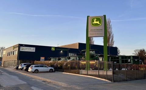 Ви зараз переглядаєте Австрійська CIS Equipment Group стане мажоритарним власником дилера John Deere Deppe & Stfccker у Німеччині