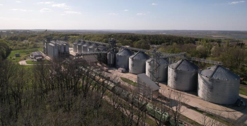 Елеватори підвищили тарифи на зберігання зерна на 10–20% Елеватори підвищили тарифи на зберігання зерна на 10–20%