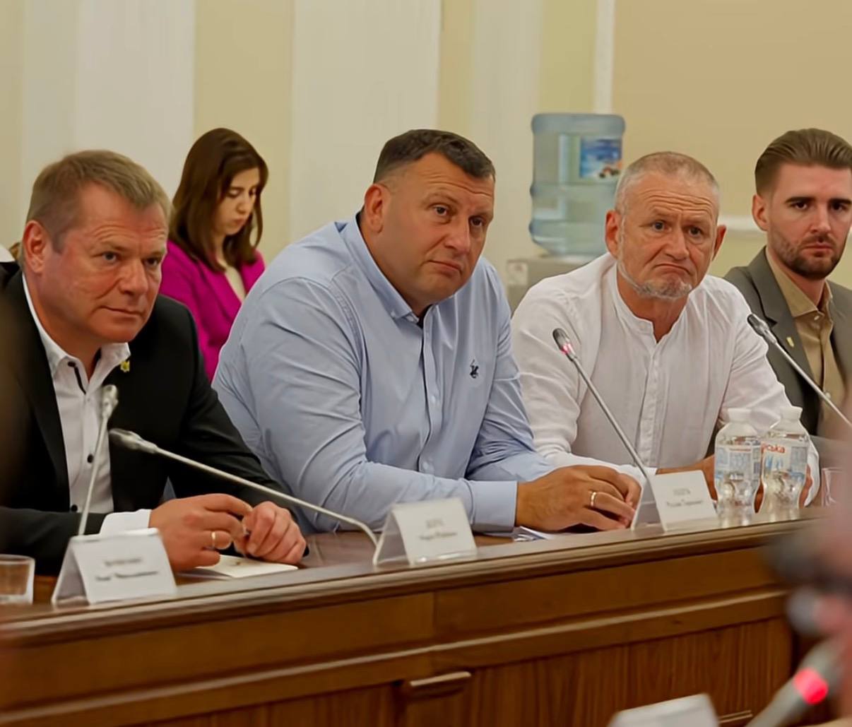 Ви зараз переглядаєте На екстреній нараді Уряду ВАР наголосила на необхідності невідкладної підтримки агровиробників в умовах зупинки морського експорту