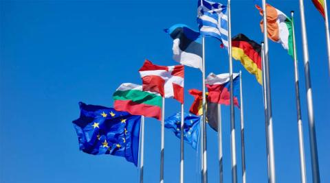 Ви зараз переглядаєте ЄС обговорює нові маршрути експорту українського зерна через ризики в Чорному морі та мілководдя Дунаю
