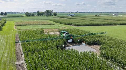 Ви зараз переглядаєте Bayer повідомила про комерціалізацію Preceon Smart Corn System і інсектициду Plenexos та анонсувала нові продукти для сої