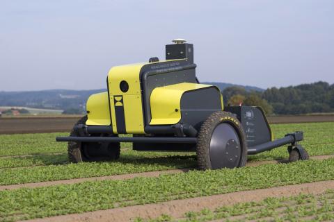 Ви зараз переглядаєте Kubota домовилася про продаж і дистрибуцію автономного робота для точкового обприскування Kilter AX-1 у Європі