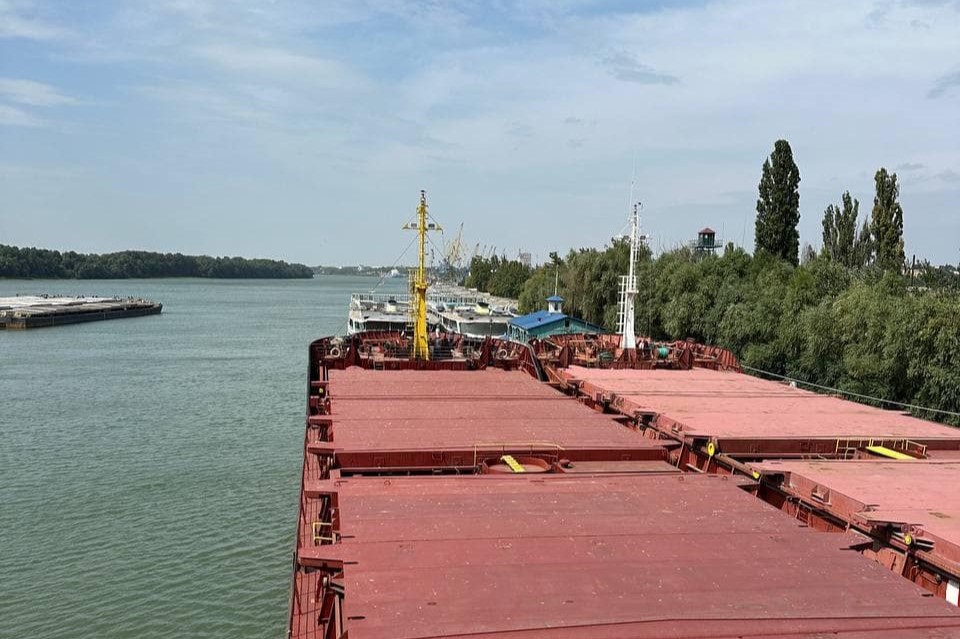 Ви зараз переглядаєте Дунайські порти очікують зростання вантажообігу завдяки нічному судноплавству