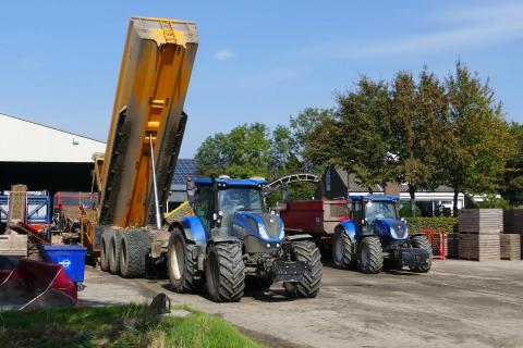 Ви зараз переглядаєте Нідерландські фермери тестують AI-оптичні сортувальники для картоплі та цибулі ще під час завантаження в сховище