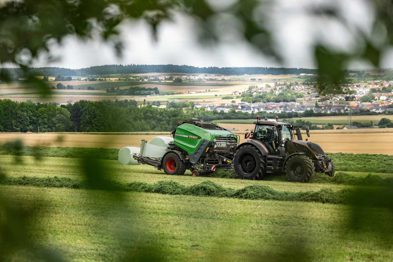 Трактор Valtra T-Serie